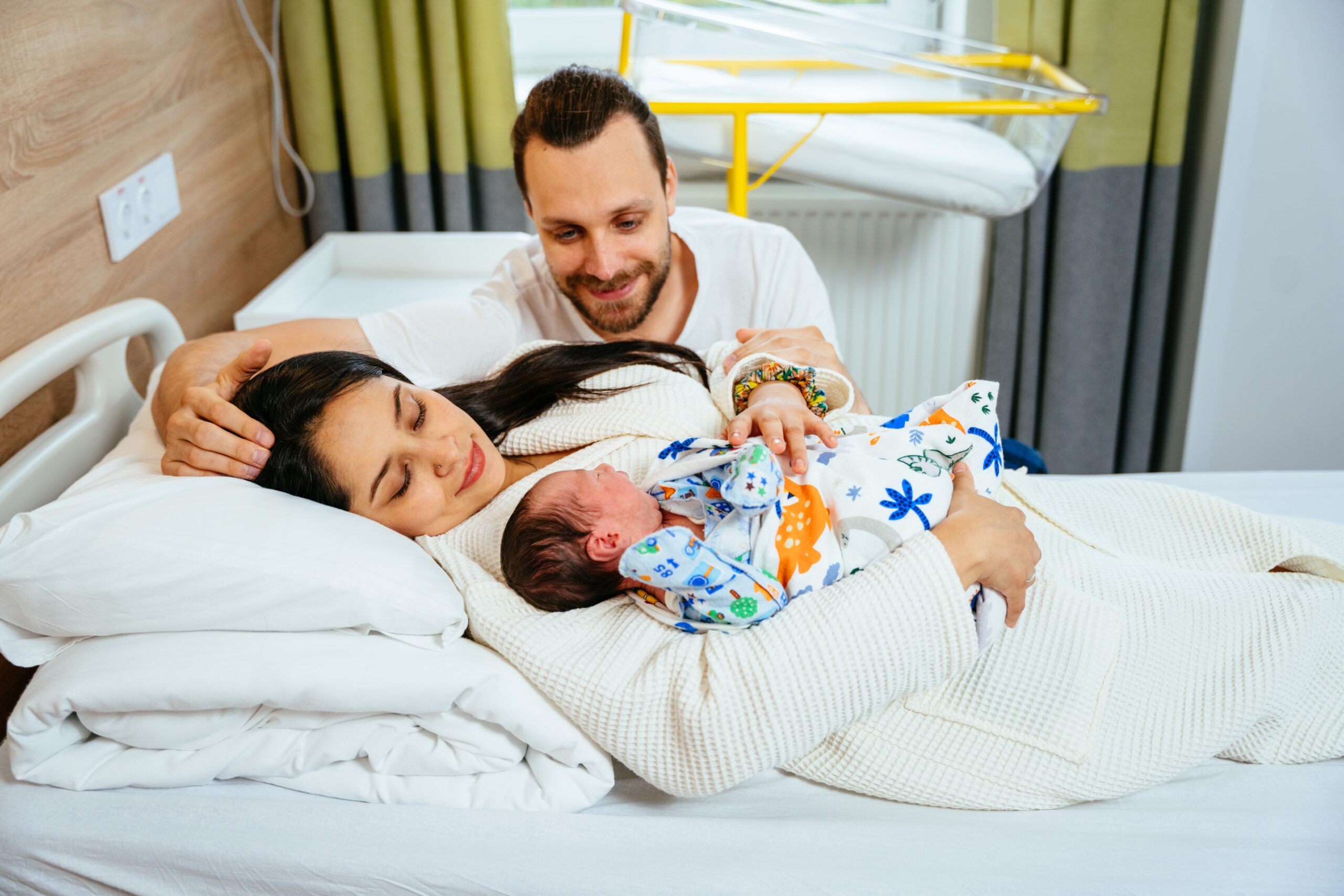Both parents with newborn